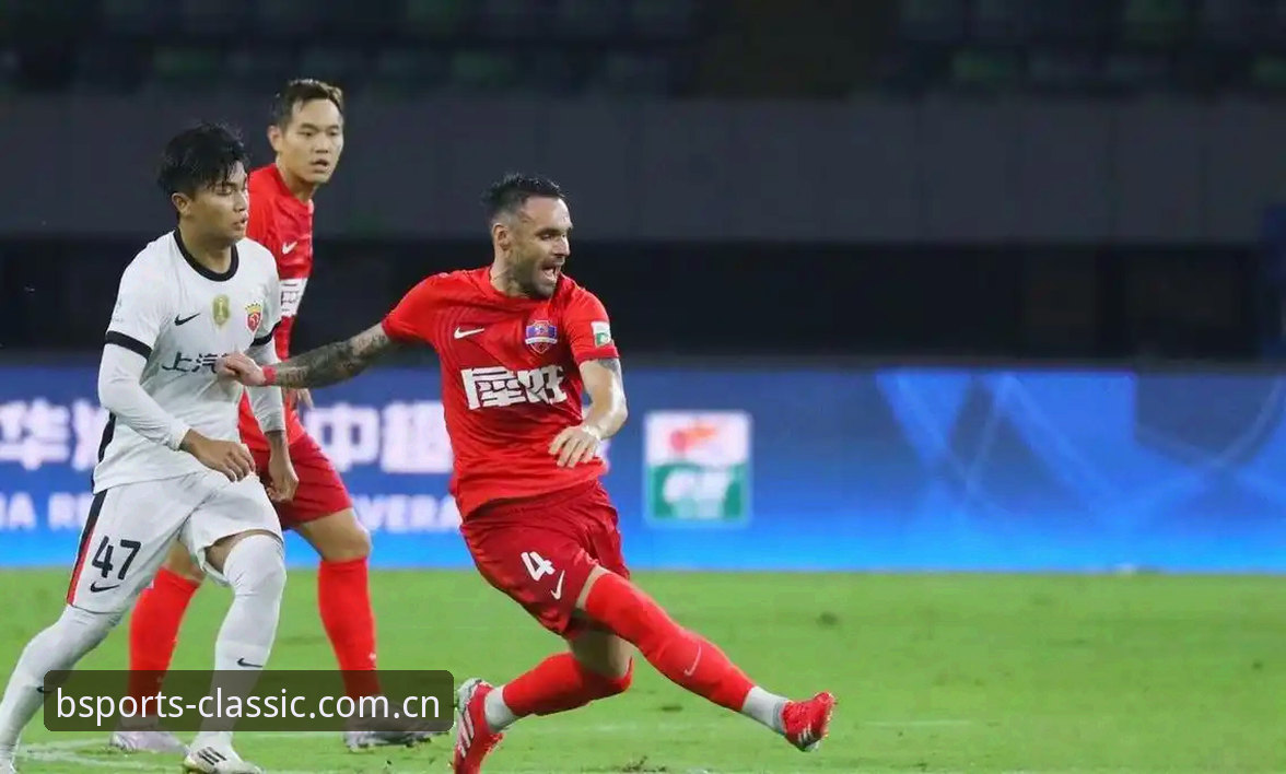 4个细节看懂法国3-0伊拉克：雷暴中断2小时11分，姆巴佩这场球比我夜宵还折腾